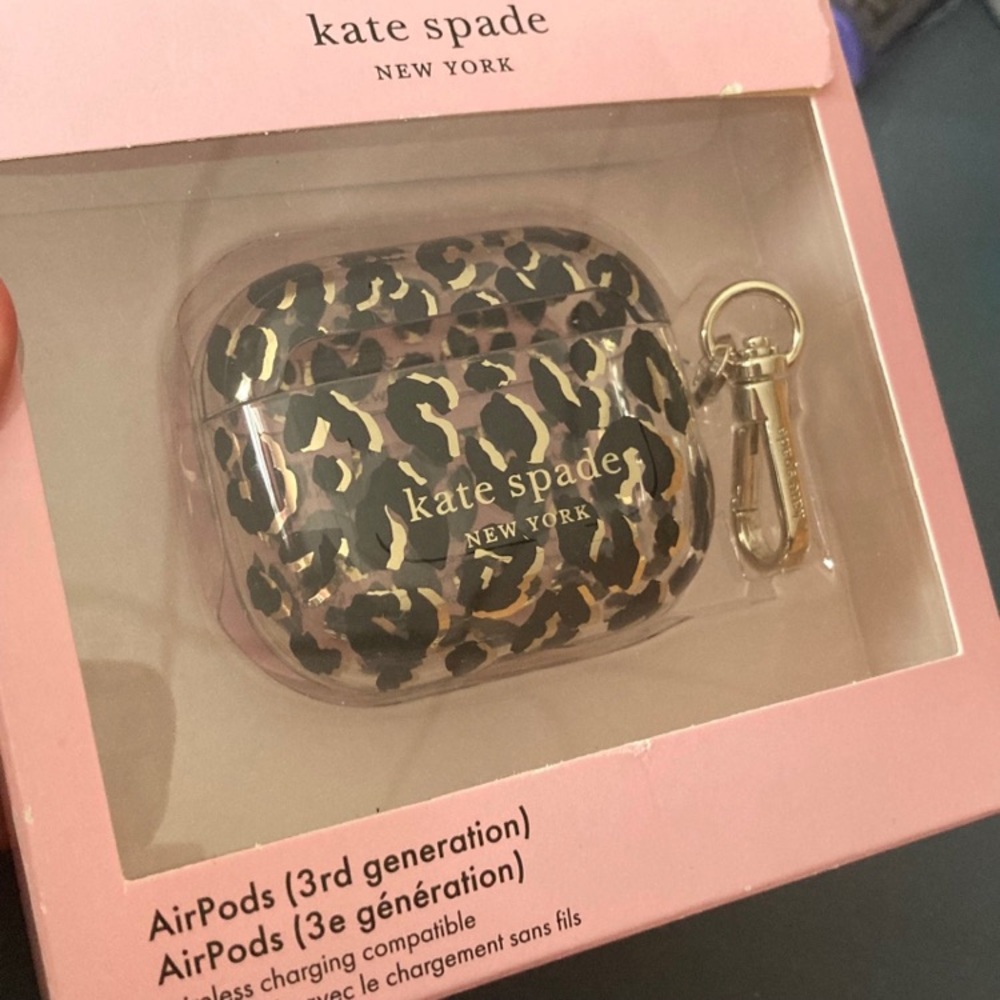 NWT Kate Spade AirPod‎ 3rd Generation Case - Picture 6 of 10